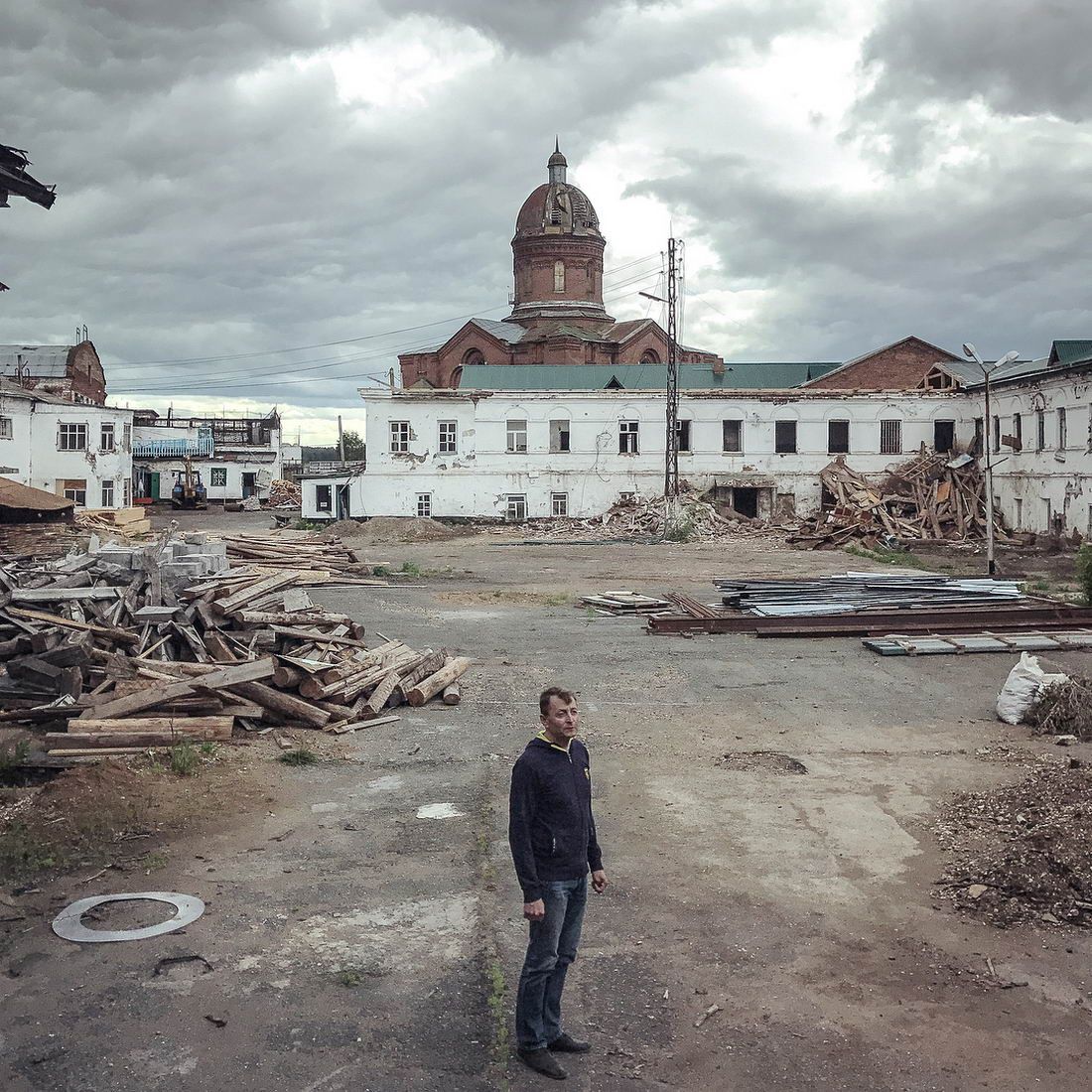 Сегодня реально. Русская провинция Дмитрий Марков. Российская провинция на снимках Маркова. Дмитрий Марков провинциальная Россия. Глубинка России.